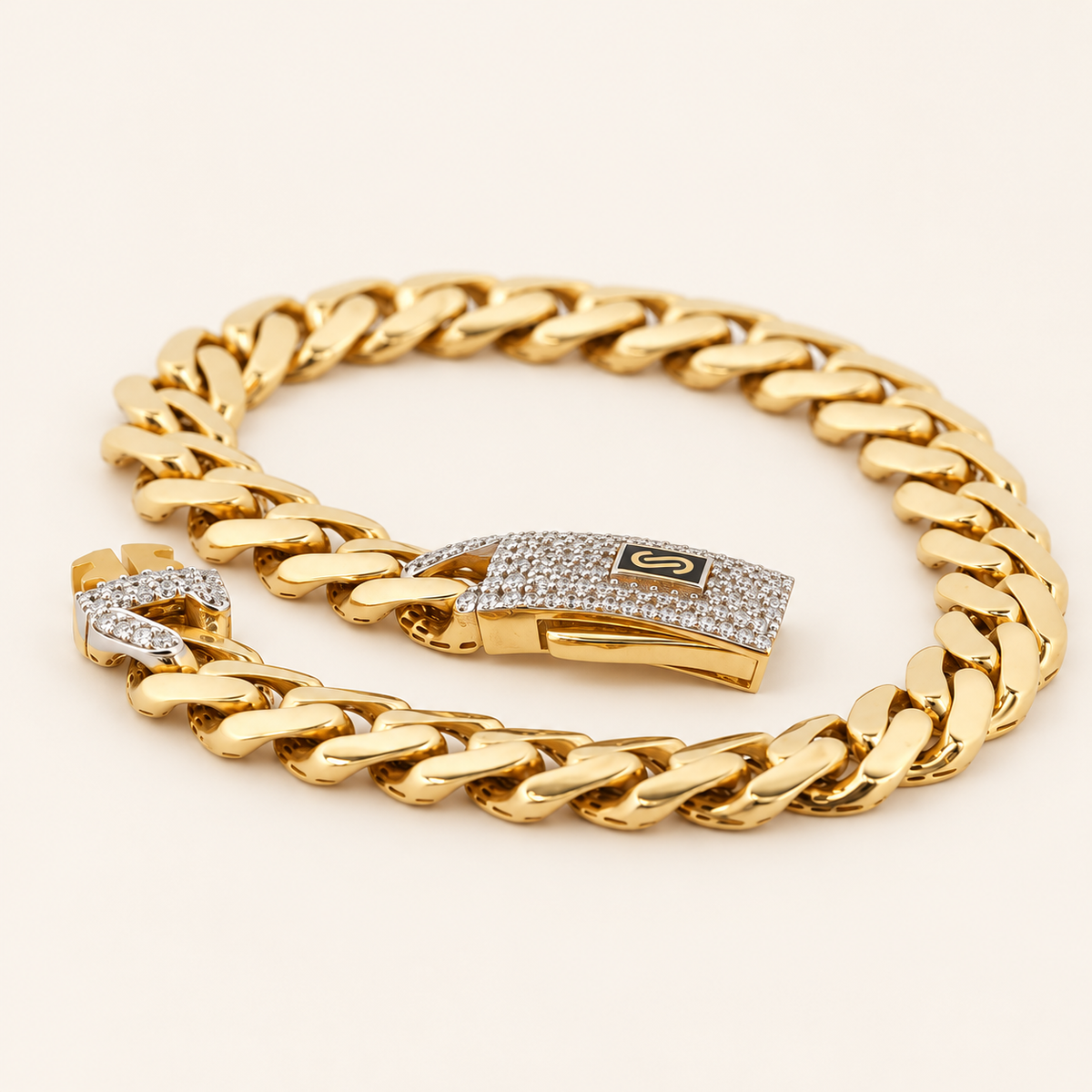 10K Gold Curb Bracelet with Stone-Set Clasp — Yellow Gold