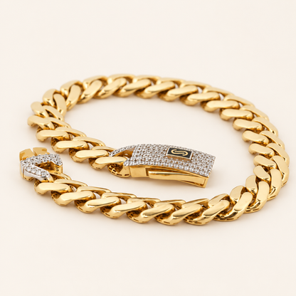 10K Gold Curb Bracelet with Stone-Set Clasp — Yellow Gold