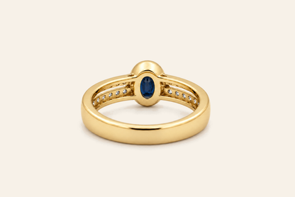 18K Gold Oval Sapphire & Diamond Ring