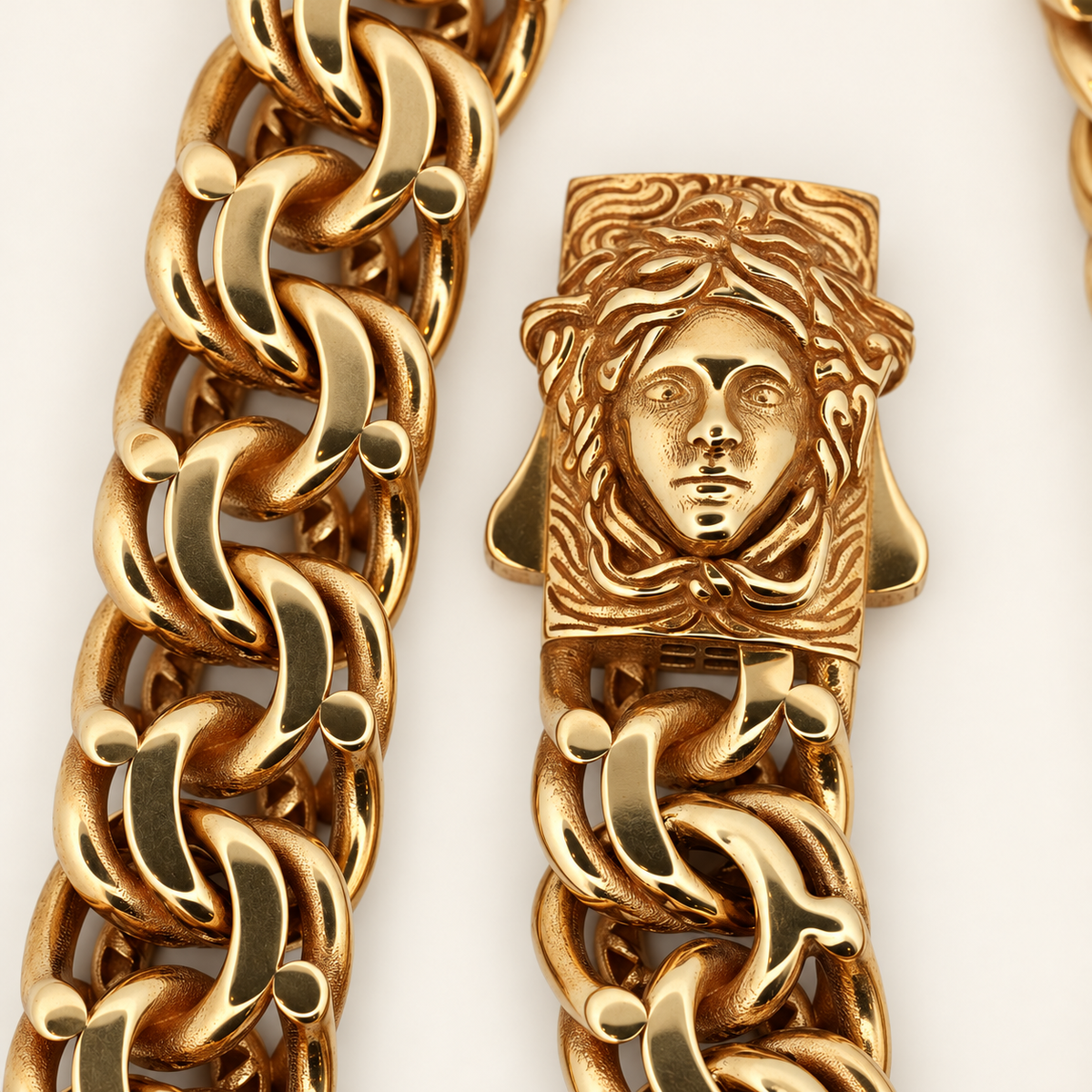 10K Gold Byzantine-Link Bracelet with Sculpted Clasp — view 1