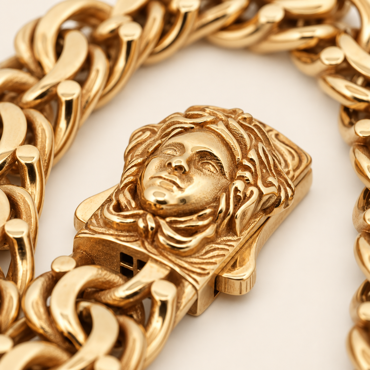 10K Gold Byzantine-Link Bracelet with Sculpted Clasp — view 2