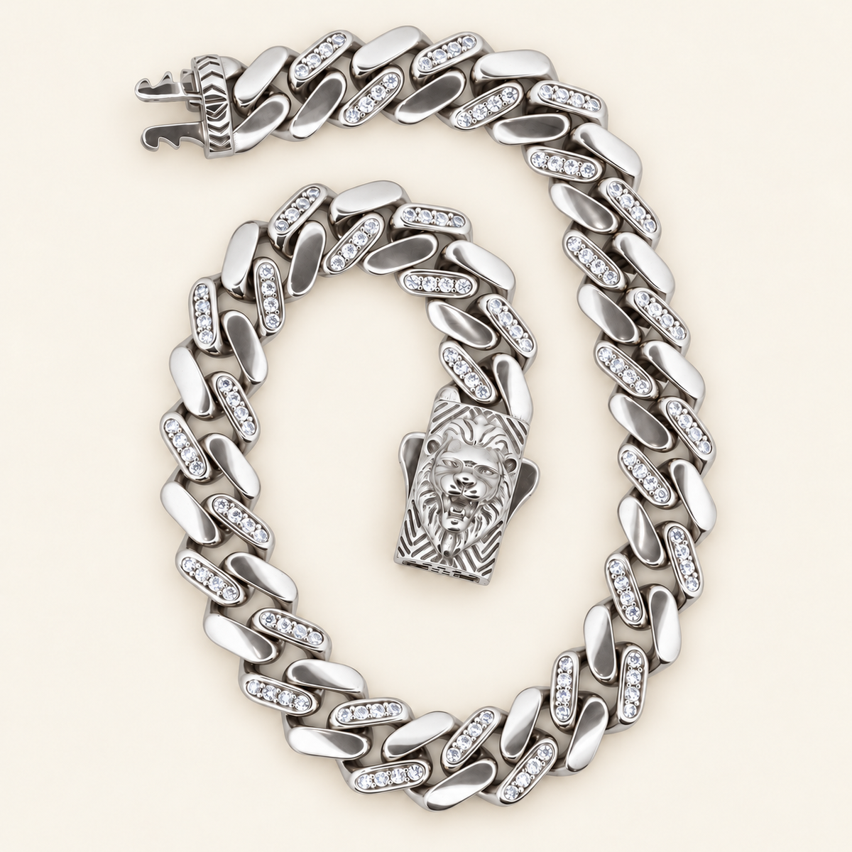 10K Gold Stone-Set Curb Bracelet with Sculpted Clasp — White Gold