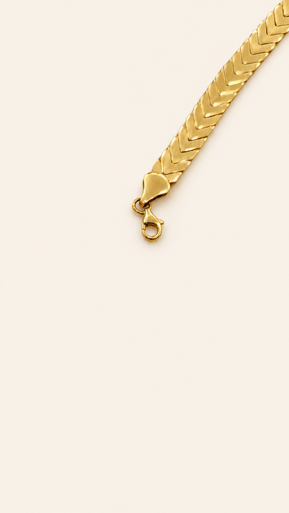 10K Gold Chevron-Link Bracelet — Yellow Gold