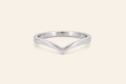 18K Gold Chevron Band Ring