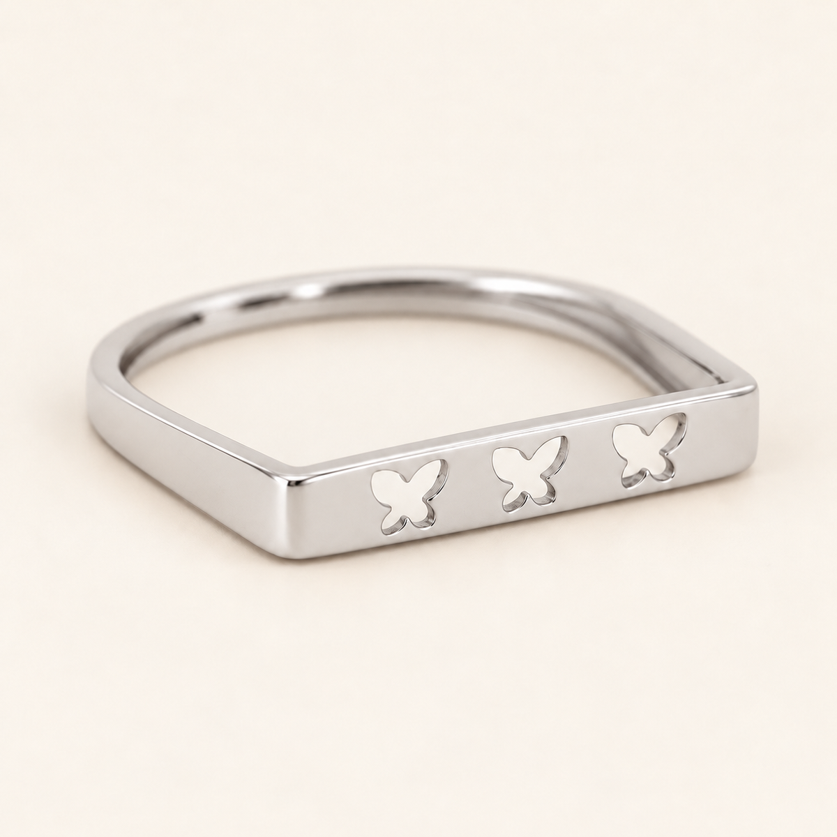 18K Gold Butterfly-Motif Ring — White Gold, view 1