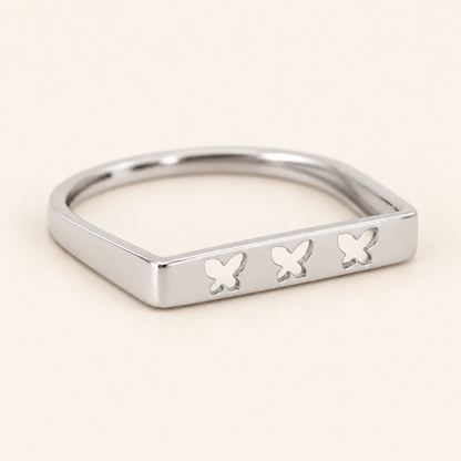 18K Gold Butterfly-Motif Ring — White Gold, view 1