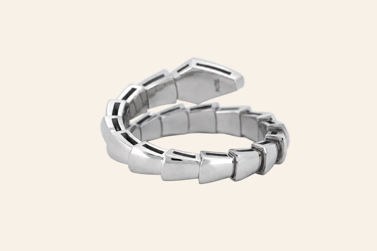 18K Gold Diamond Snake Ring